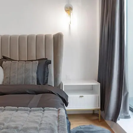 Business Panorama Loft 5star Location, Queen Beds * Bucharest