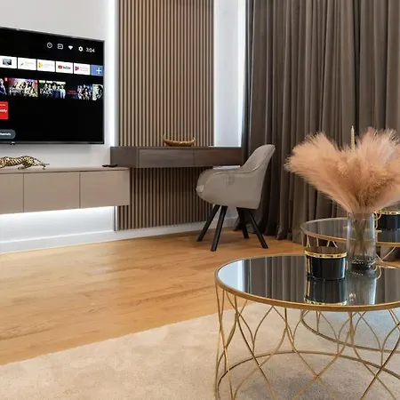 Business Panorama Loft 5star Location, Queen Beds * Bucharest