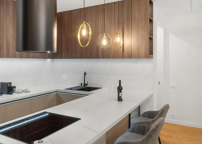 Business Panorama Loft 5star Location, Queen Beds *