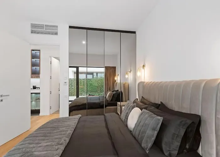 Business Panorama Loft 5star Location, Queen Beds Bucharest